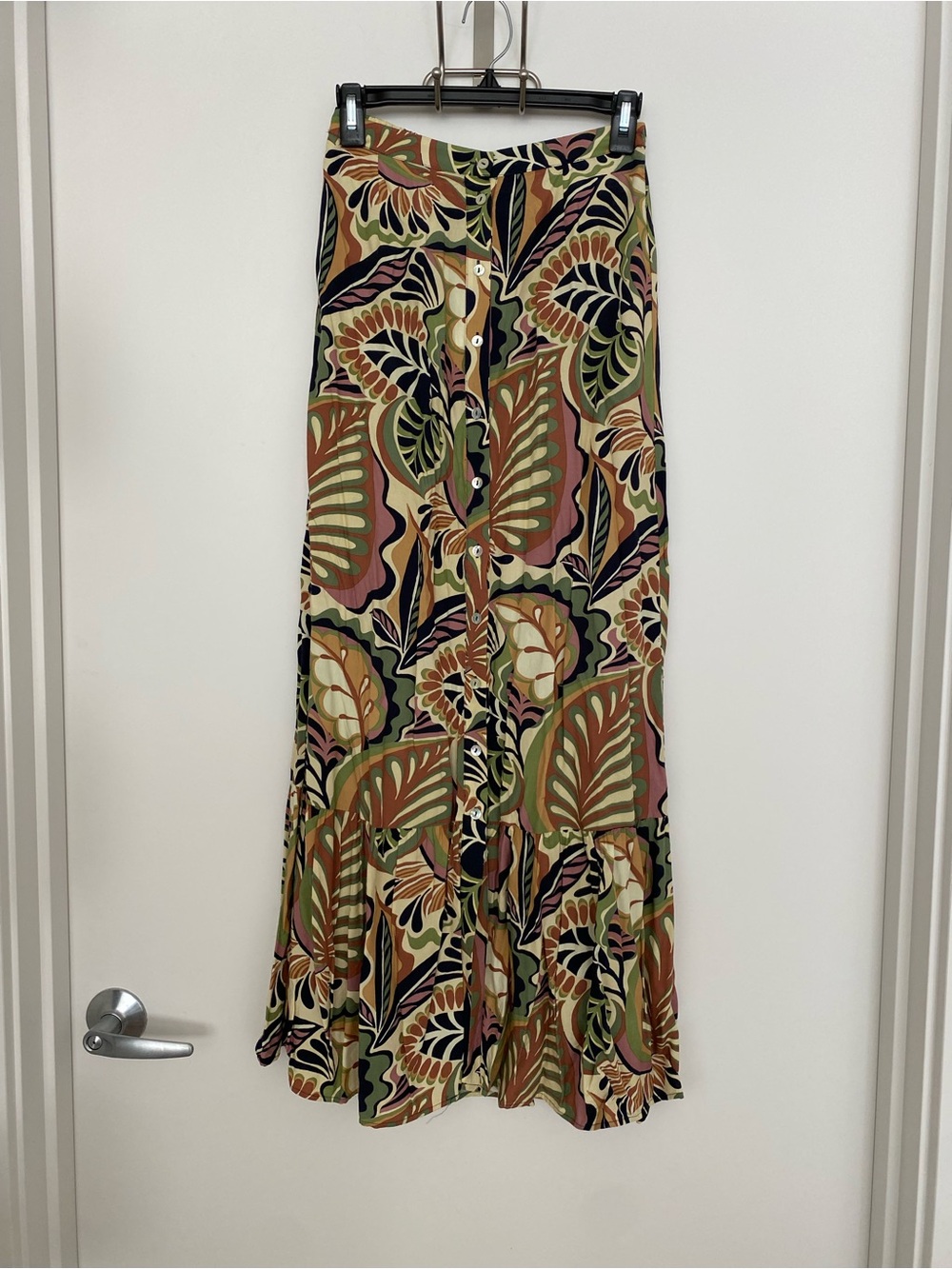 DR2 tropical Button-Front Maxi Skirt XS - NWT